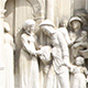 Maagdenhuis Antwerpen, detail relief boven de ingangspoort
