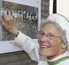Zuster Laan herkent zich op foto uit 1957.