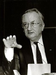 Karel Poma, Vlaams minister van Cultuur, 1981-1985